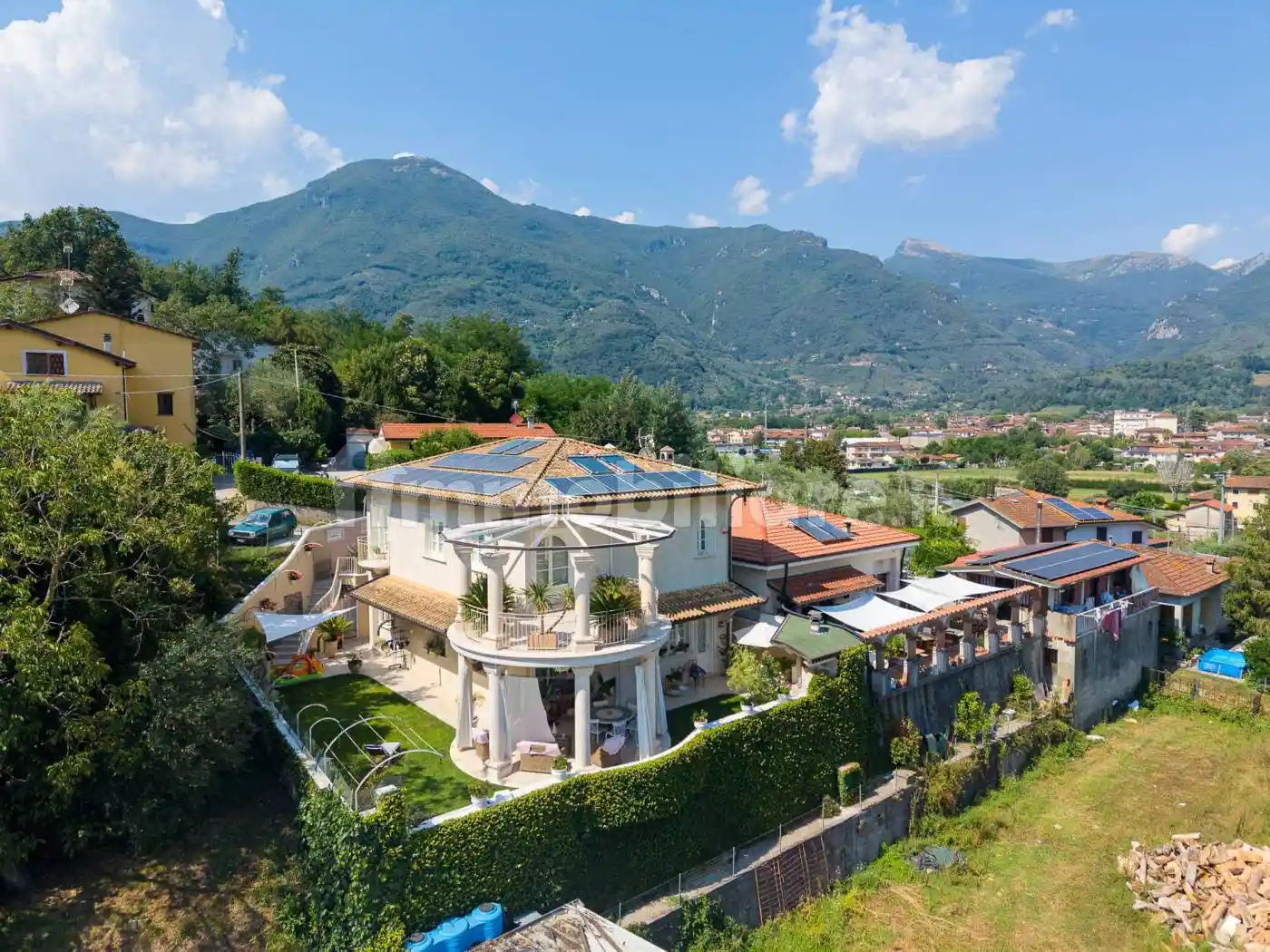 Villa in vendita a Camaiore