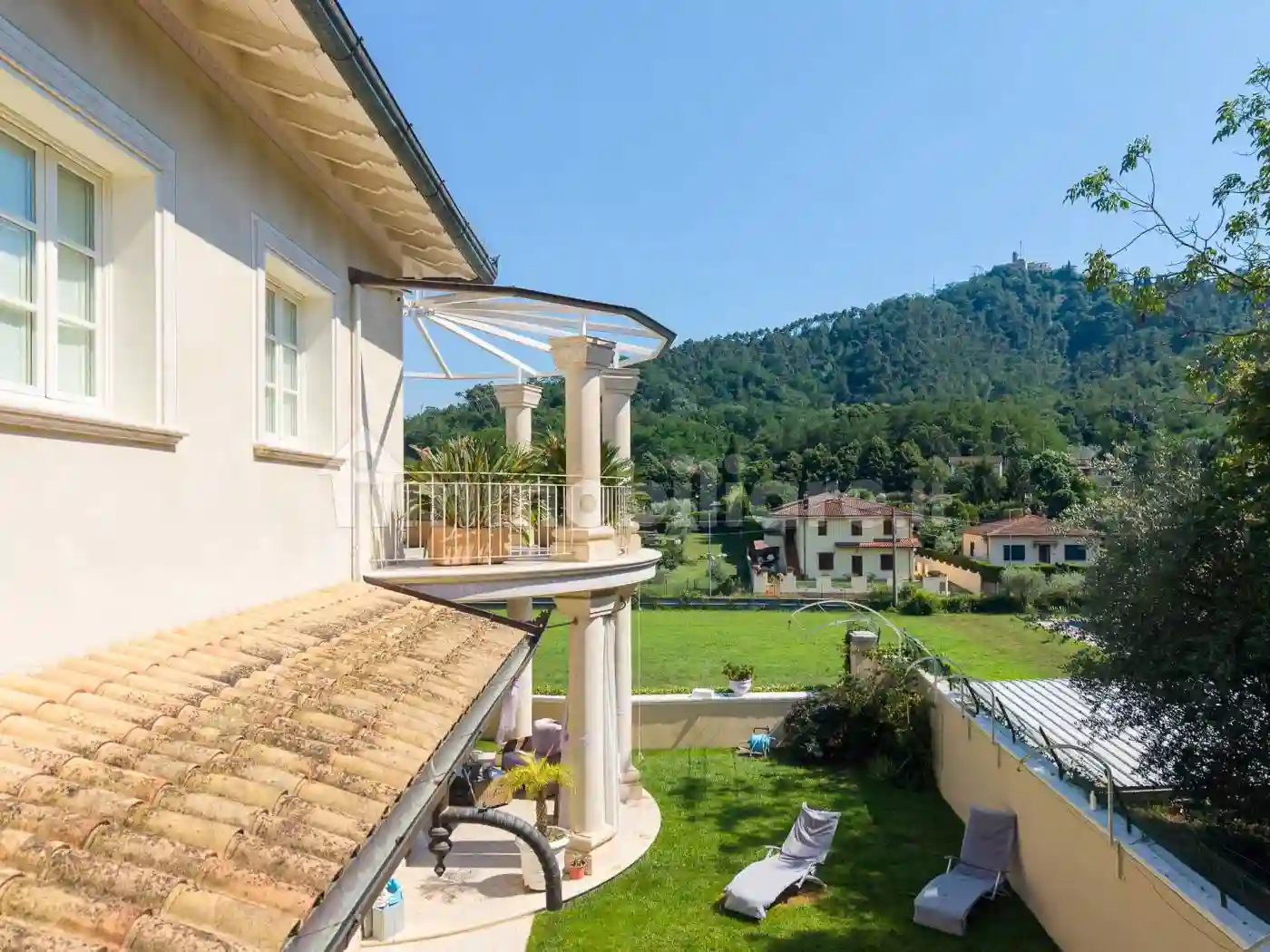 Villa - foto 2