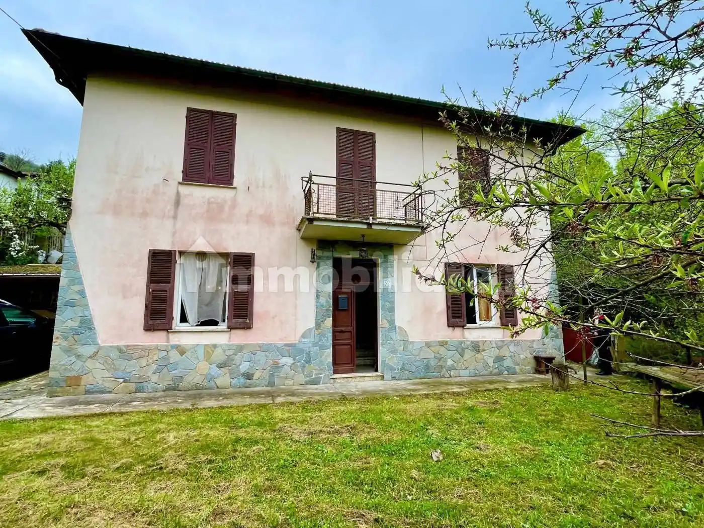 Casa indipendente in vendita a Millesimo