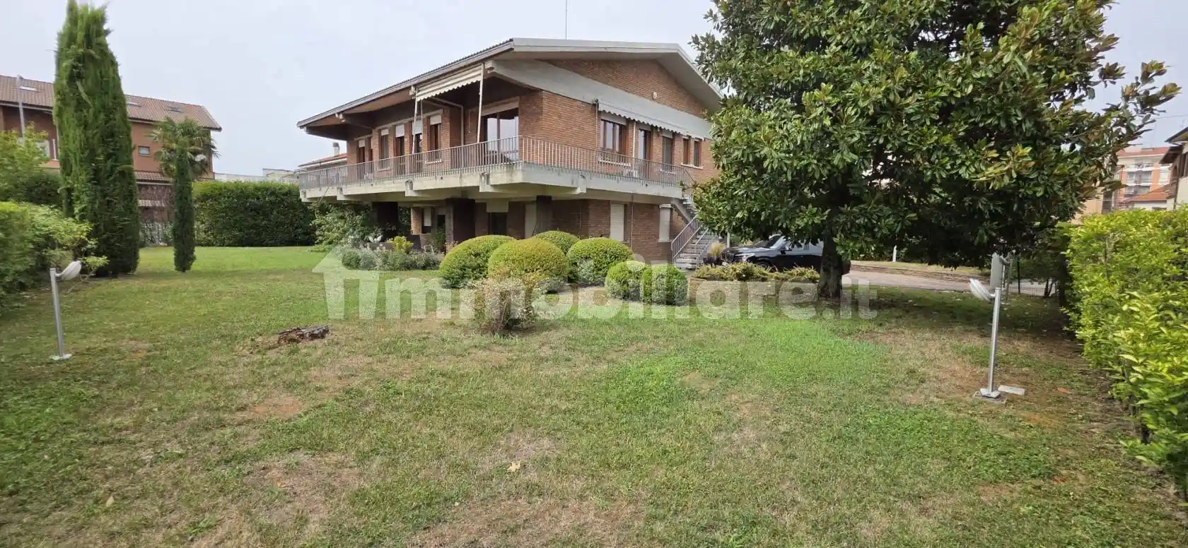 Villa in vendita a Alessandria