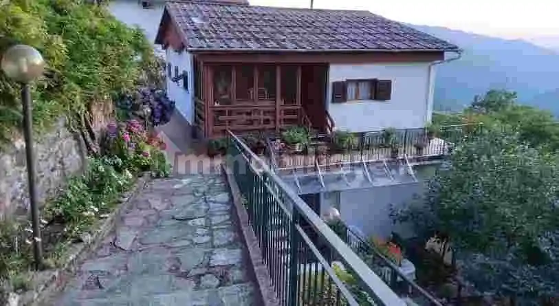 Villa in vendita a Bargagli