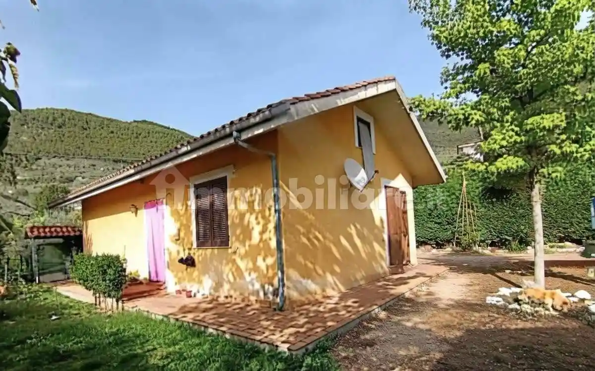 Villa in vendita a Alatri