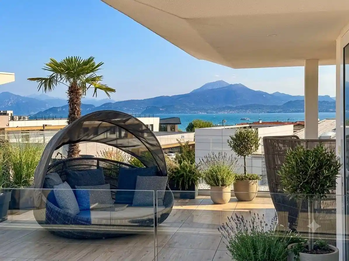 Appartamento in vendita a Peschiera del Garda
