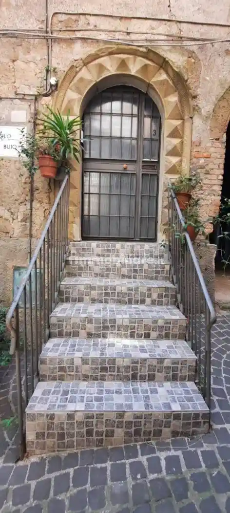 Appartamento in vendita a Capranica