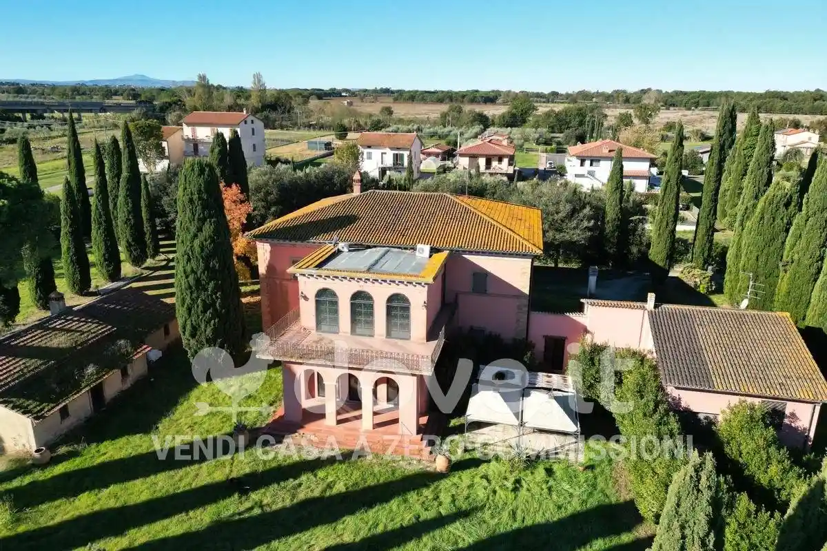 Villa in vendita a Castiglione del Lago