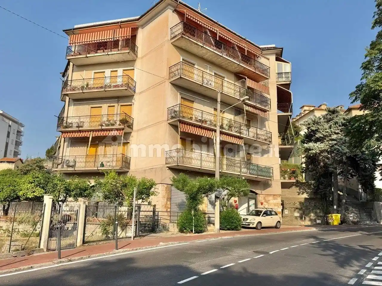 Appartamento in vendita a Imperia