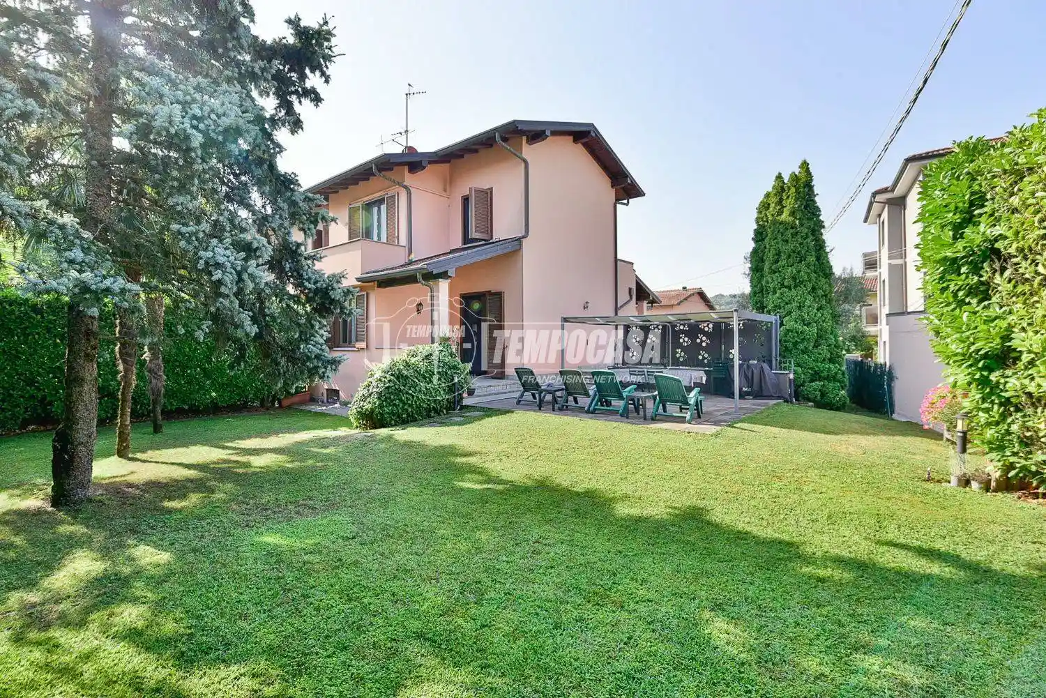 Villetta a schiera in vendita a Lipomo