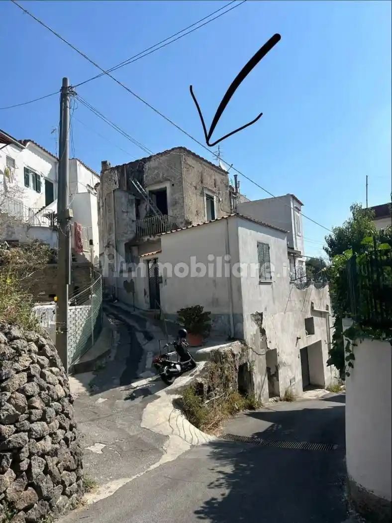 Rustico - Casale in vendita a Barano d'Ischia
