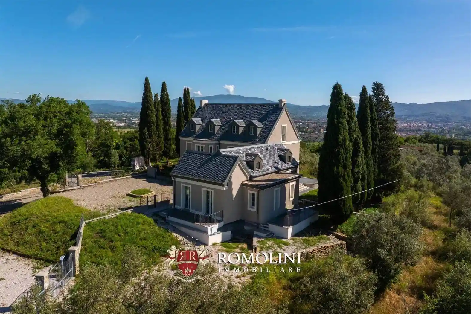 Casa indipendente in vendita a Arezzo