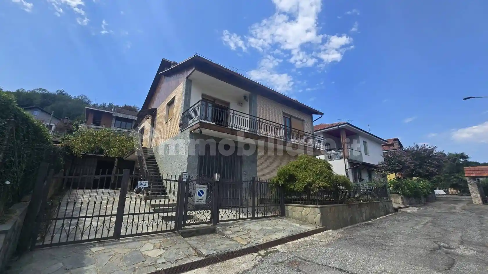 Villa in vendita a Castiglione Torinese