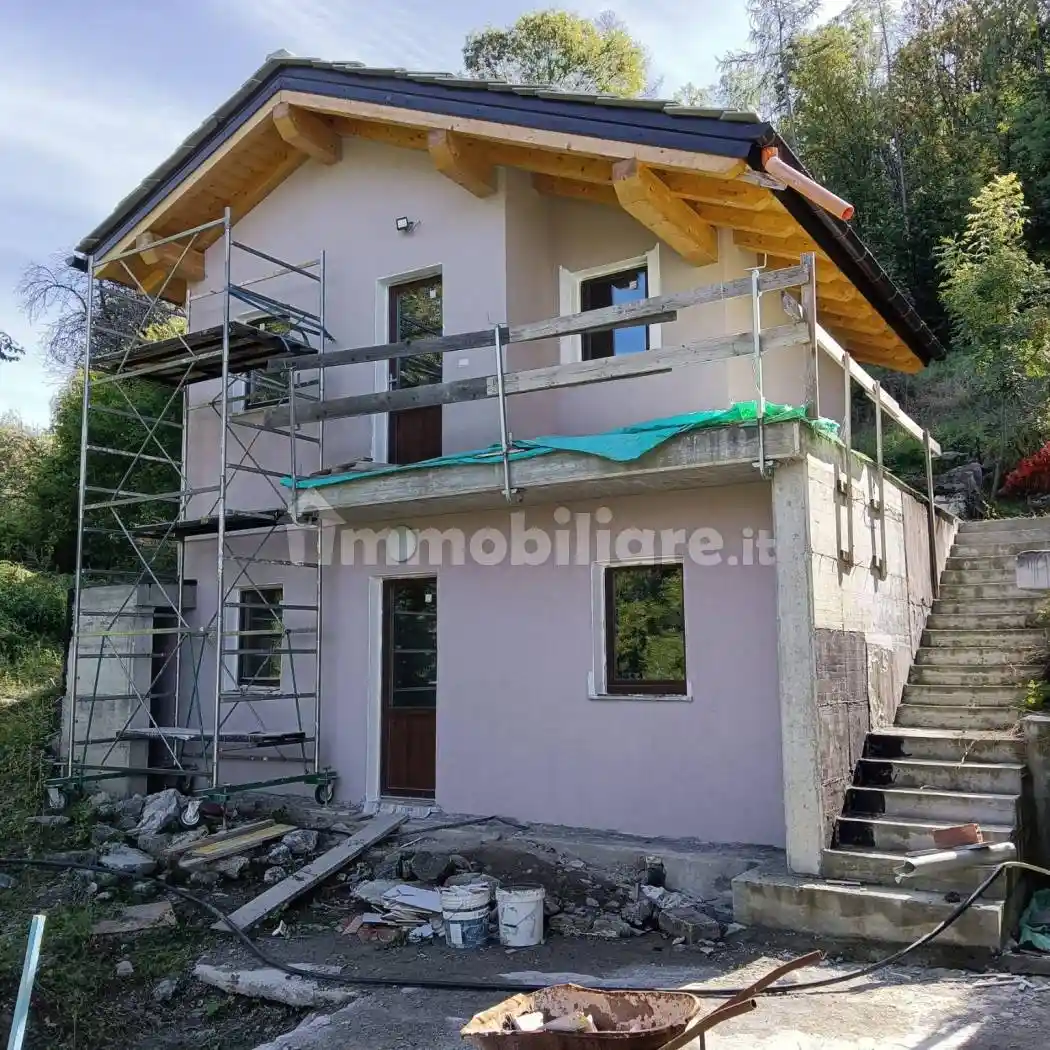 Villa in vendita a Saint-Marcel