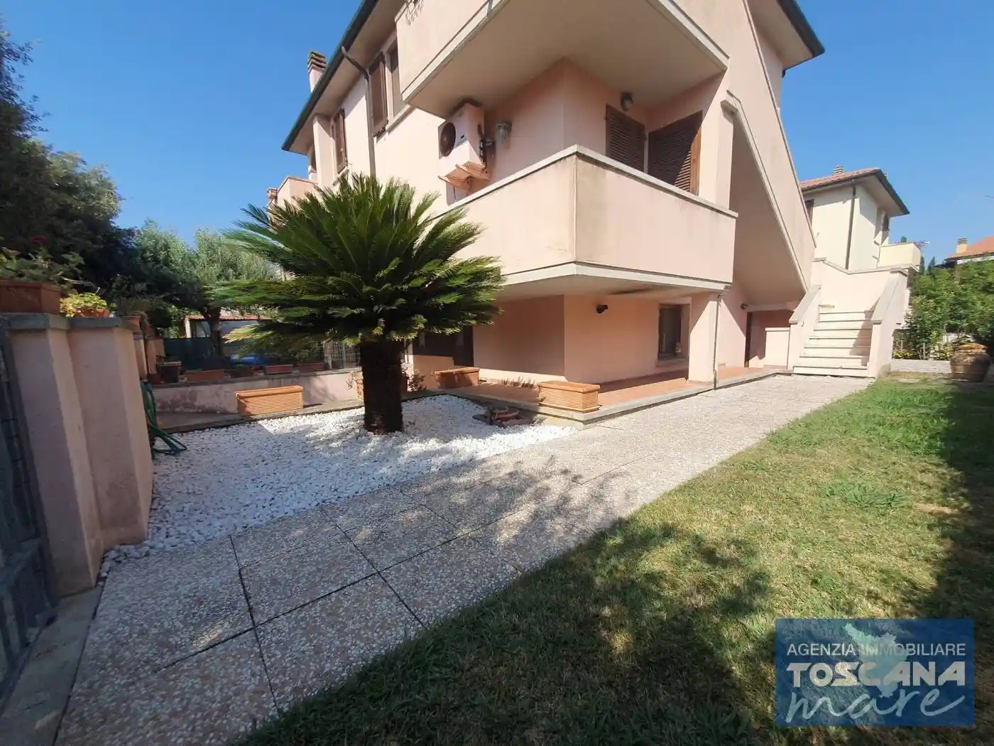 Appartamento in vendita a Montescudaio
