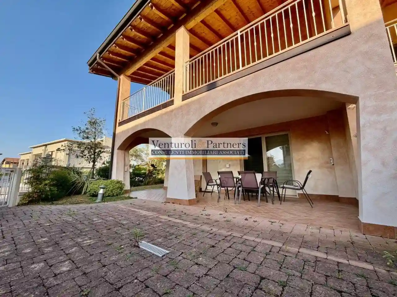 Villetta a schiera - foto 2