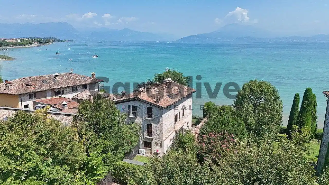 Villa in vendita a Sirmione