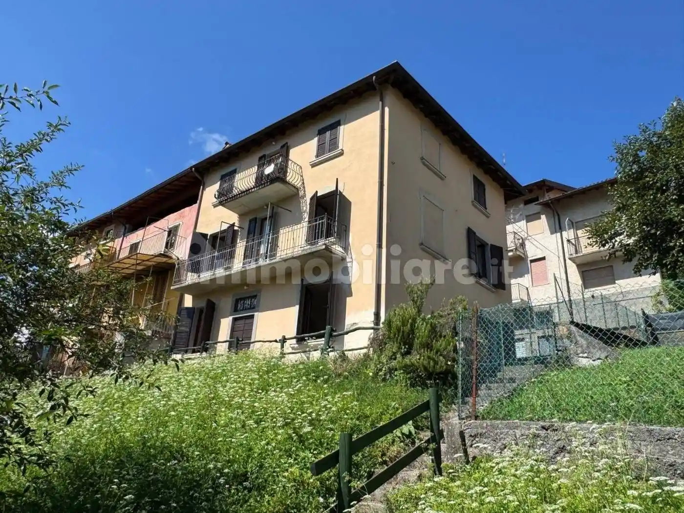 Casa indipendente in vendita a Premolo