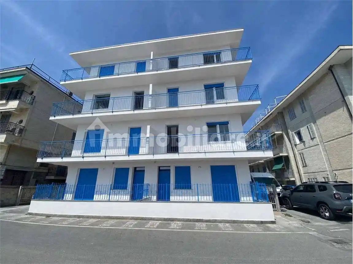 Appartamento in vendita a Ceriale