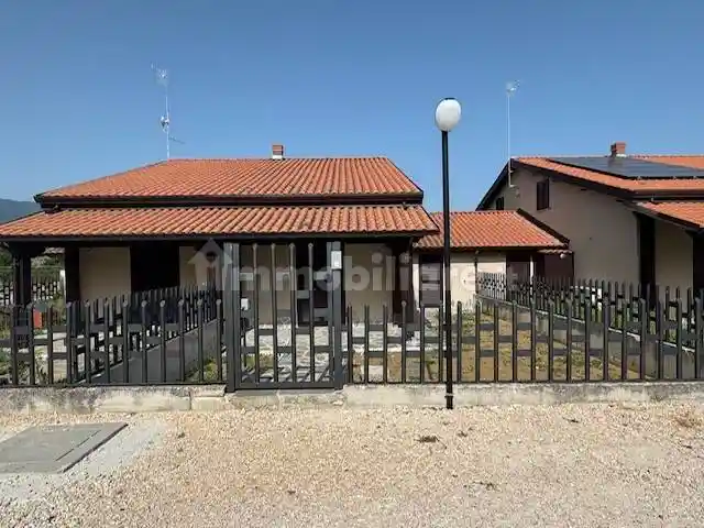 Villetta a schiera in vendita a Vinchiaturo