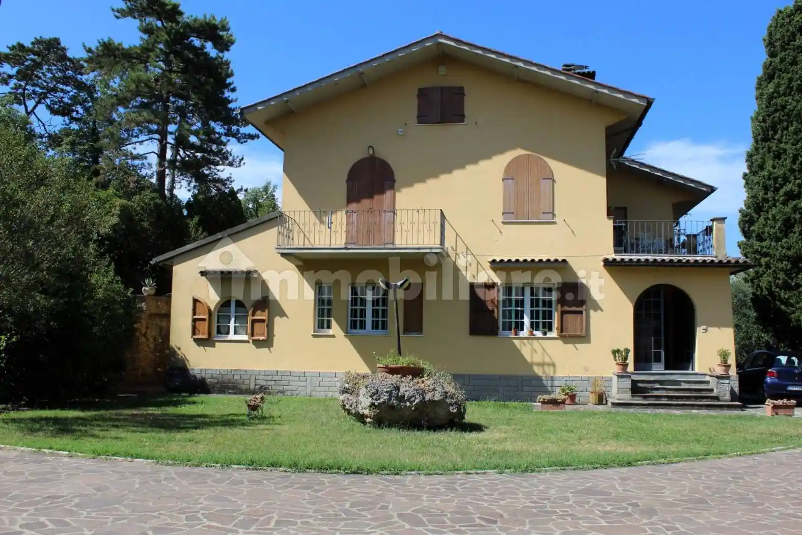 Villa in vendita a Arezzo