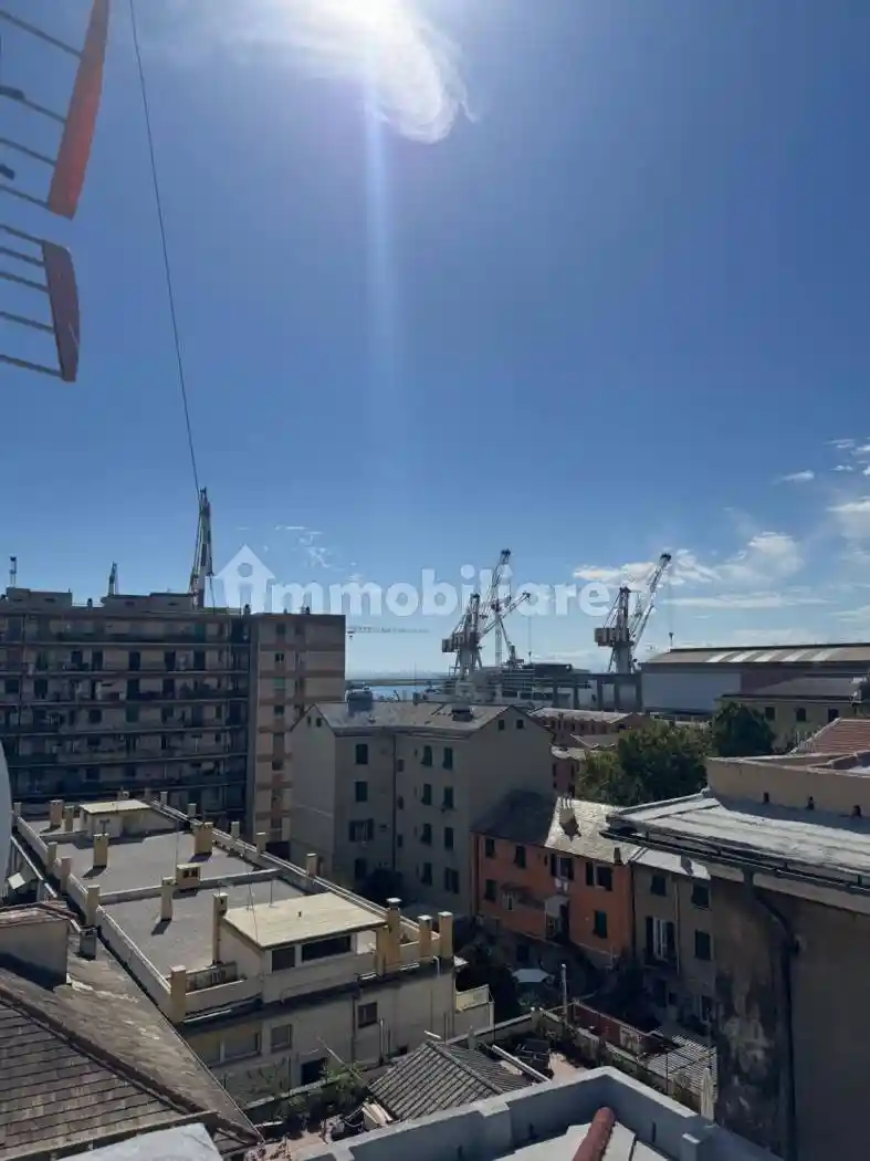 Appartamento in vendita a Genova