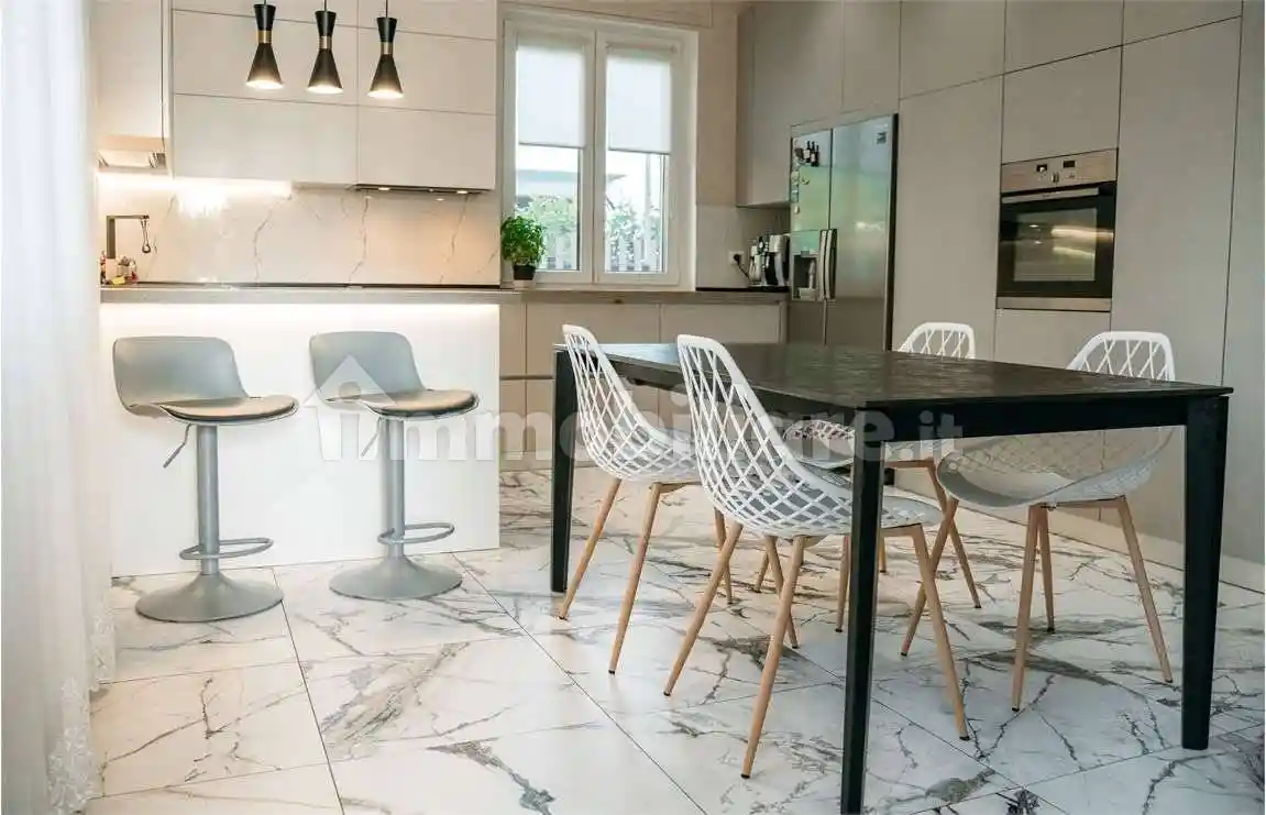 Appartamento in vendita a Castel d'Azzano