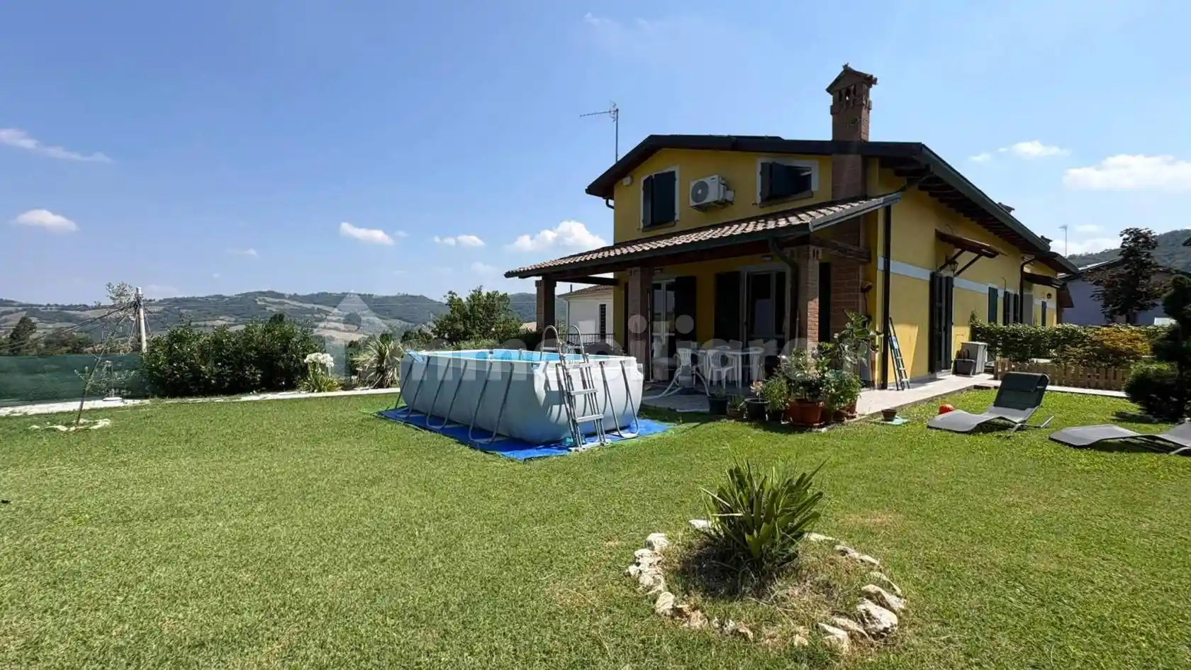 Villa in vendita a Langhirano