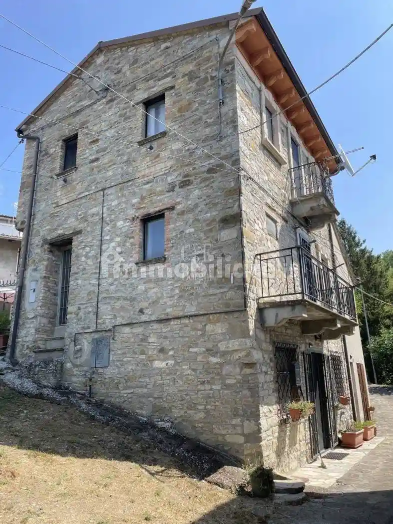 Casa indipendente in vendita a Romagnese