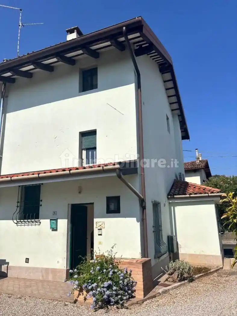 Villa in vendita a Cormons