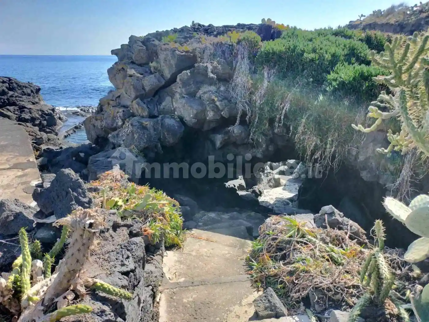 Villa in vendita a Aci Castello