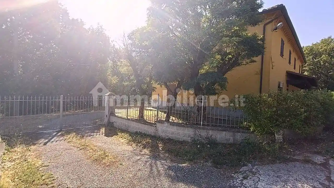 Rustico - Casale in vendita a Gambassi Terme