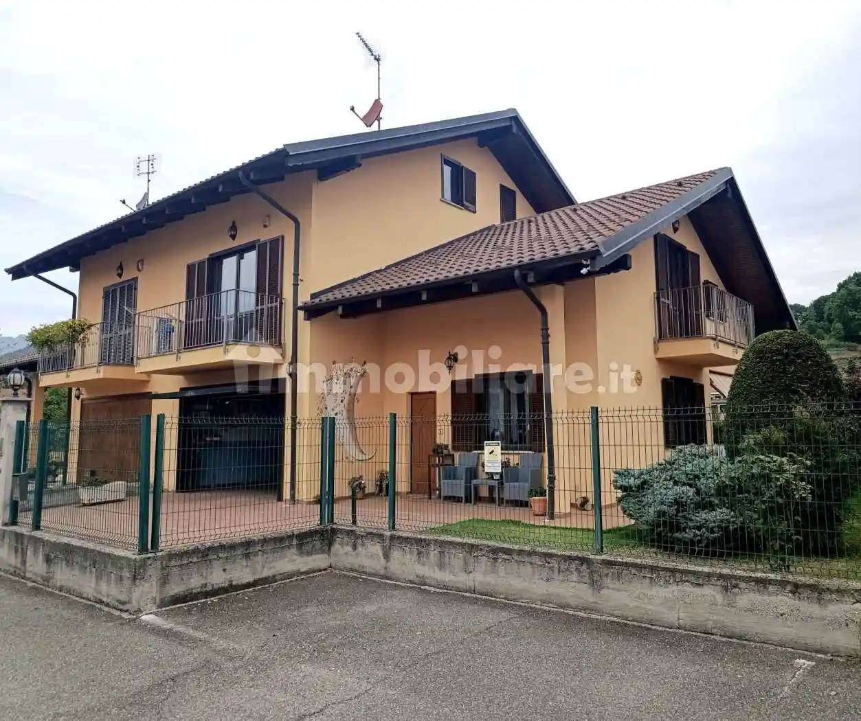 Villa in vendita a Lanzo Torinese