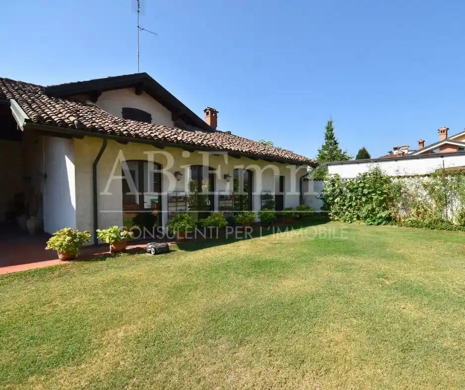 Villa in vendita a Cavallermaggiore