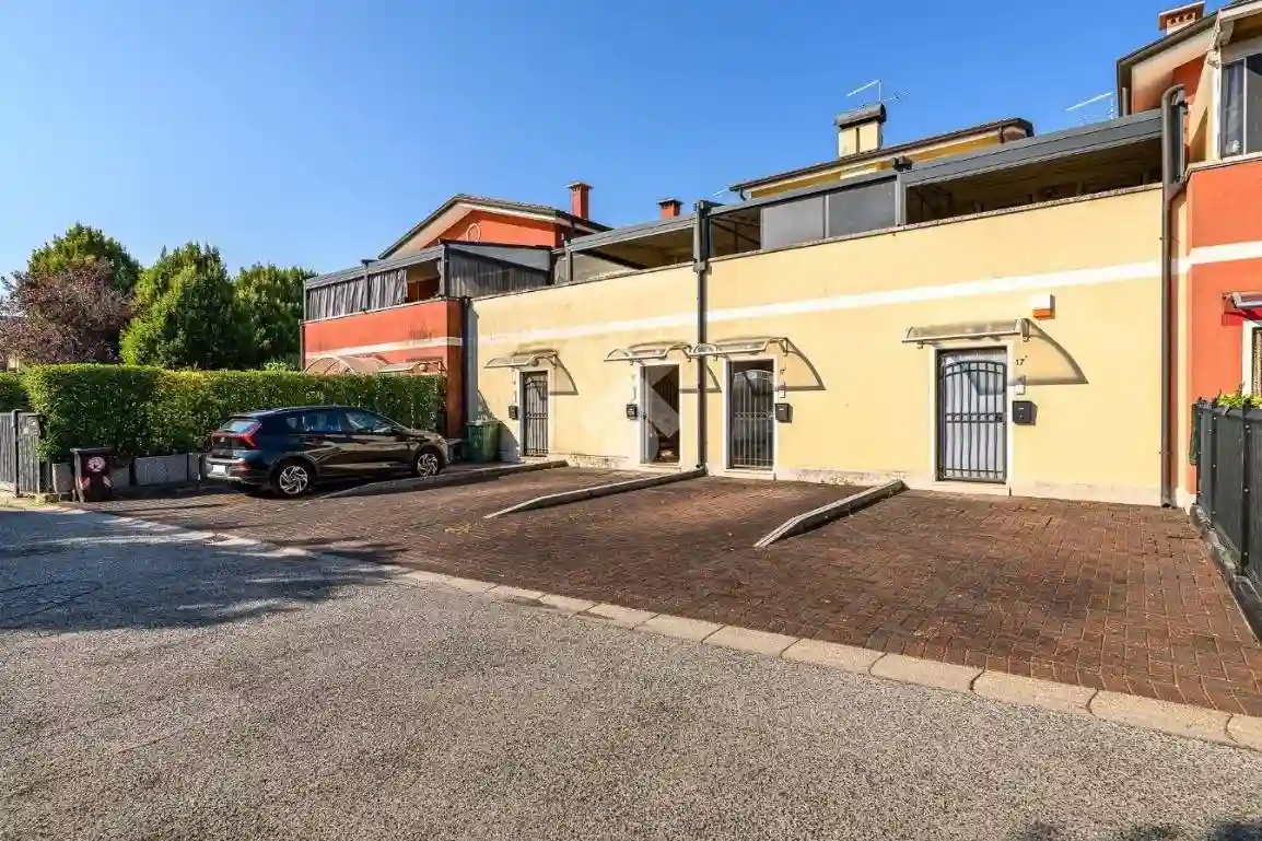 Villetta a schiera - foto 2