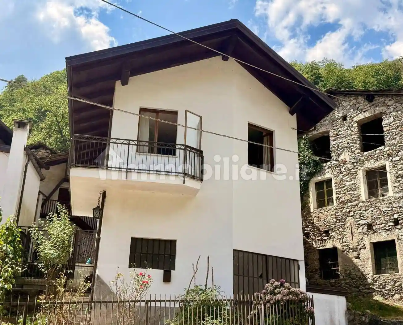 Villa in vendita a Sparone