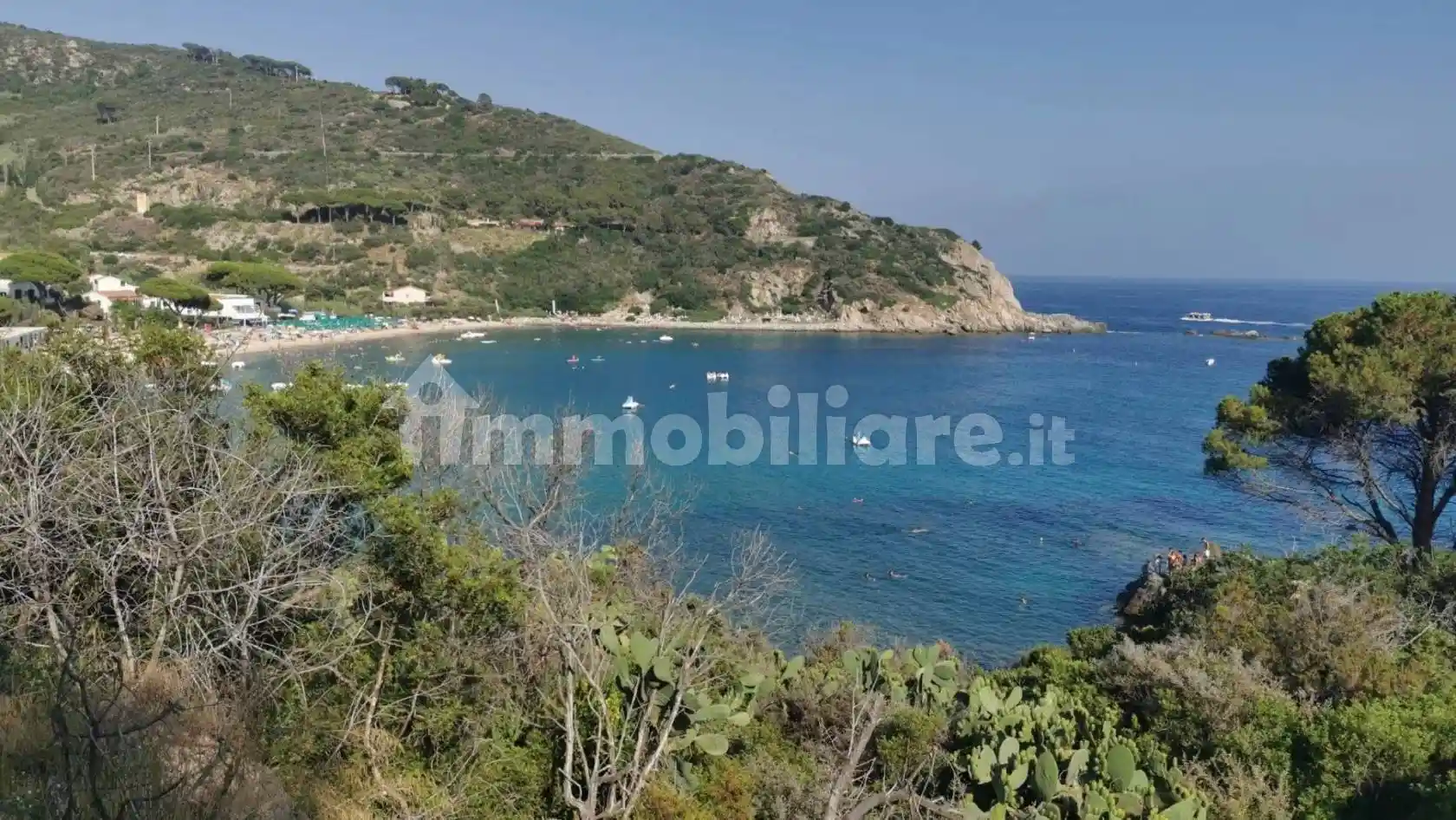 Villa in vendita a Campo nell'Elba