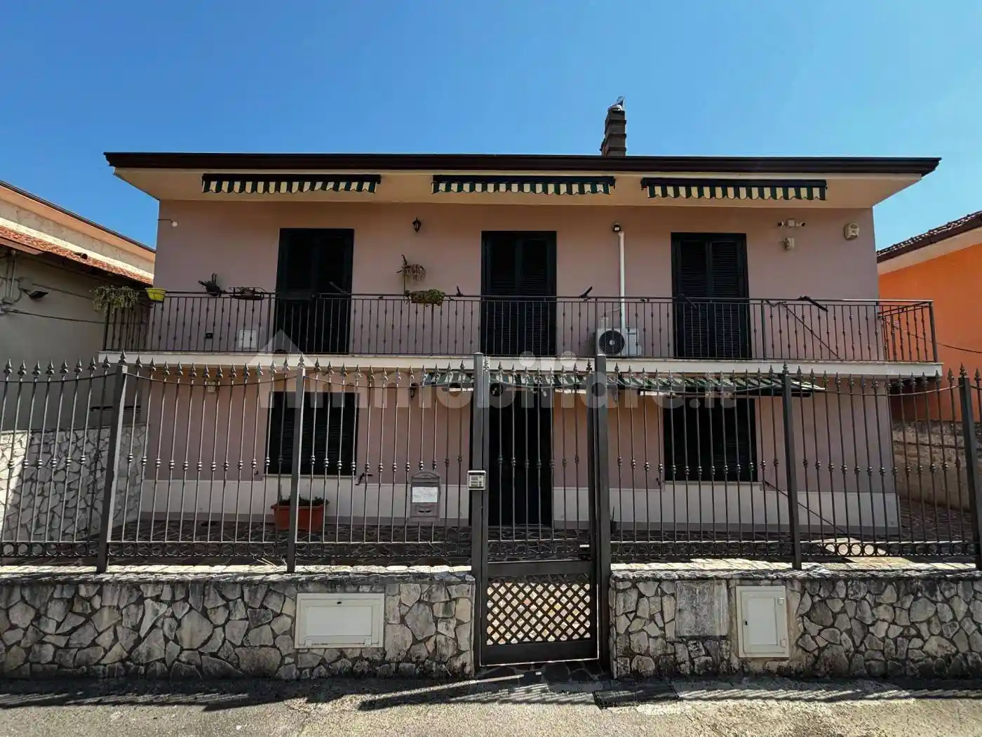 Villa in vendita a Piana di Monte Verna