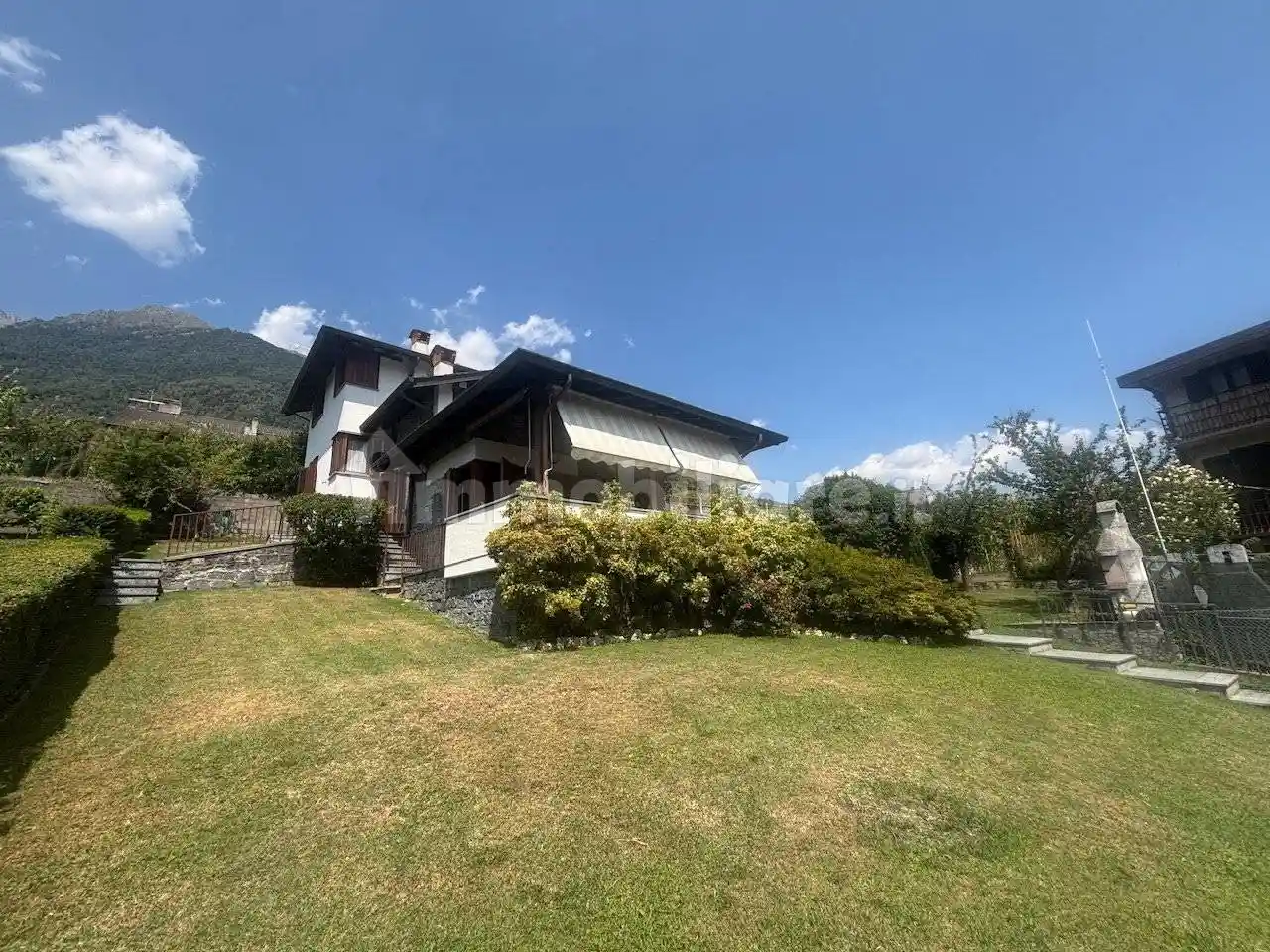 Villa in vendita a Dazio