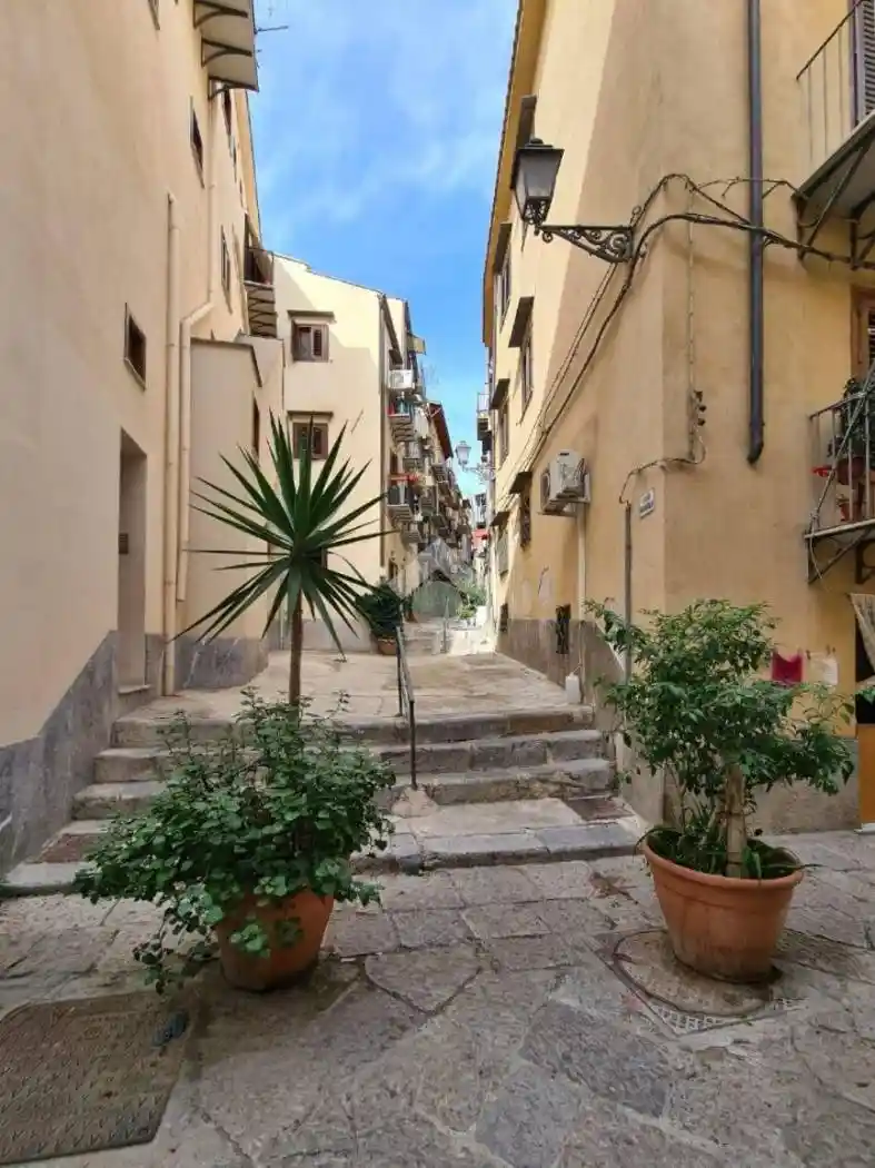 Appartamento in vendita a Palermo