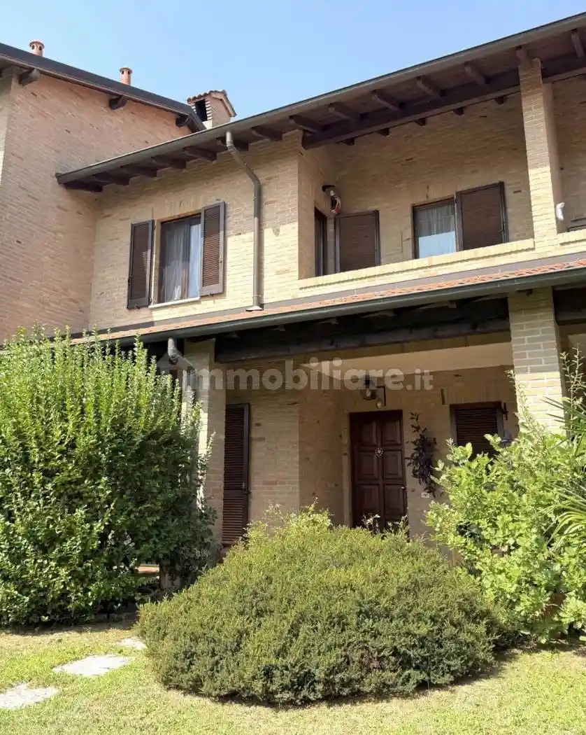 Villetta a schiera in vendita a Monguzzo