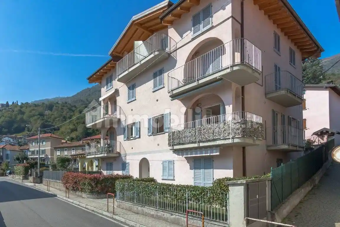 Appartamento in vendita a Menaggio