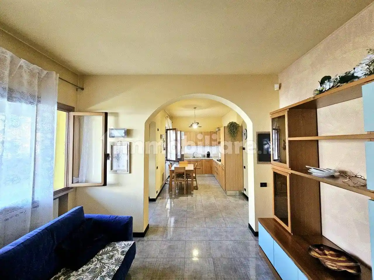 Casa indipendente in vendita a Urbana