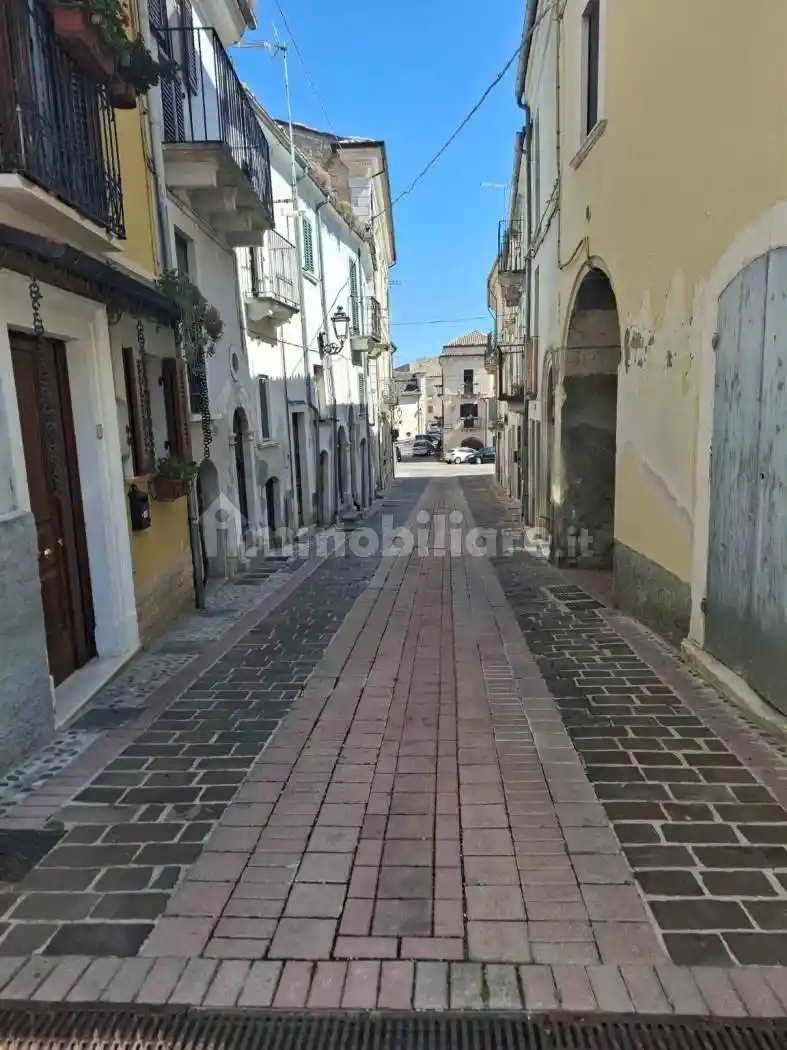 Casa indipendente in vendita a Bolognano