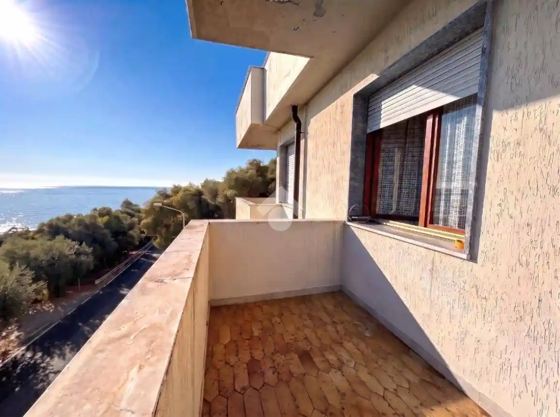 Appartamento in vendita a San Lorenzo al Mare