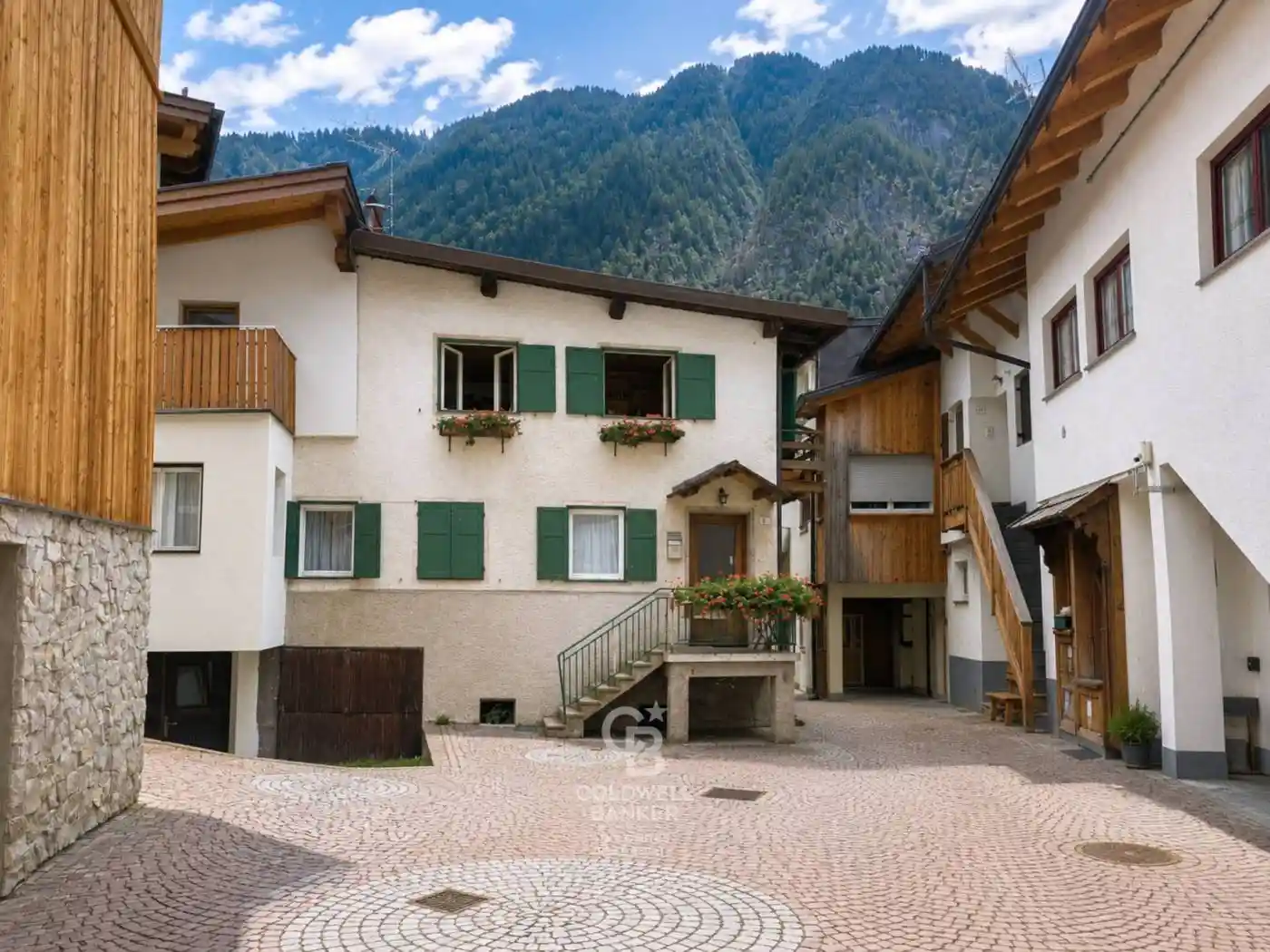 Casa indipendente in vendita a Campitello di Fassa