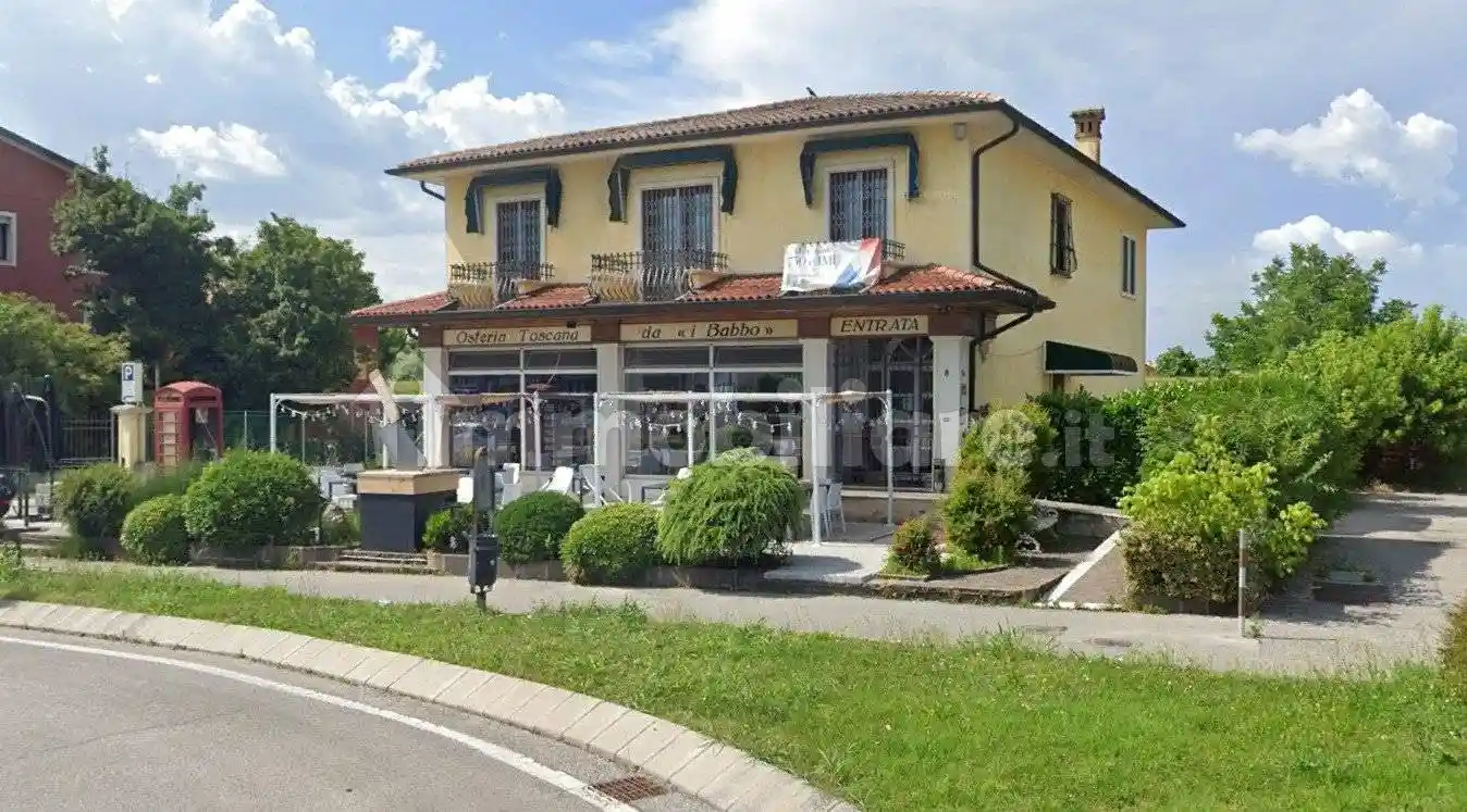 Palazzo - Edificio in vendita a Selvazzano Dentro