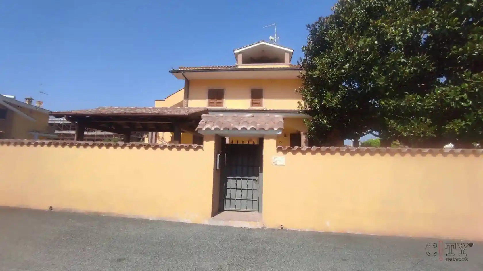 Villa in vendita a Pomezia