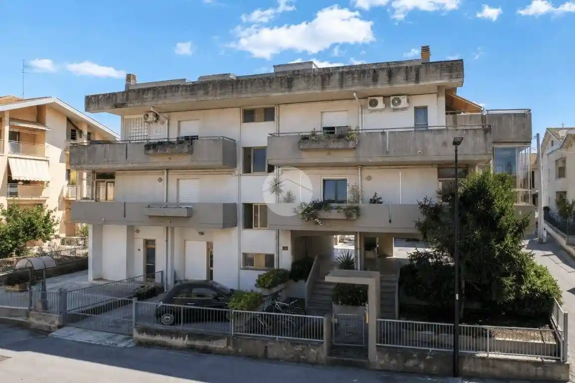 Appartamento in vendita a Pineto