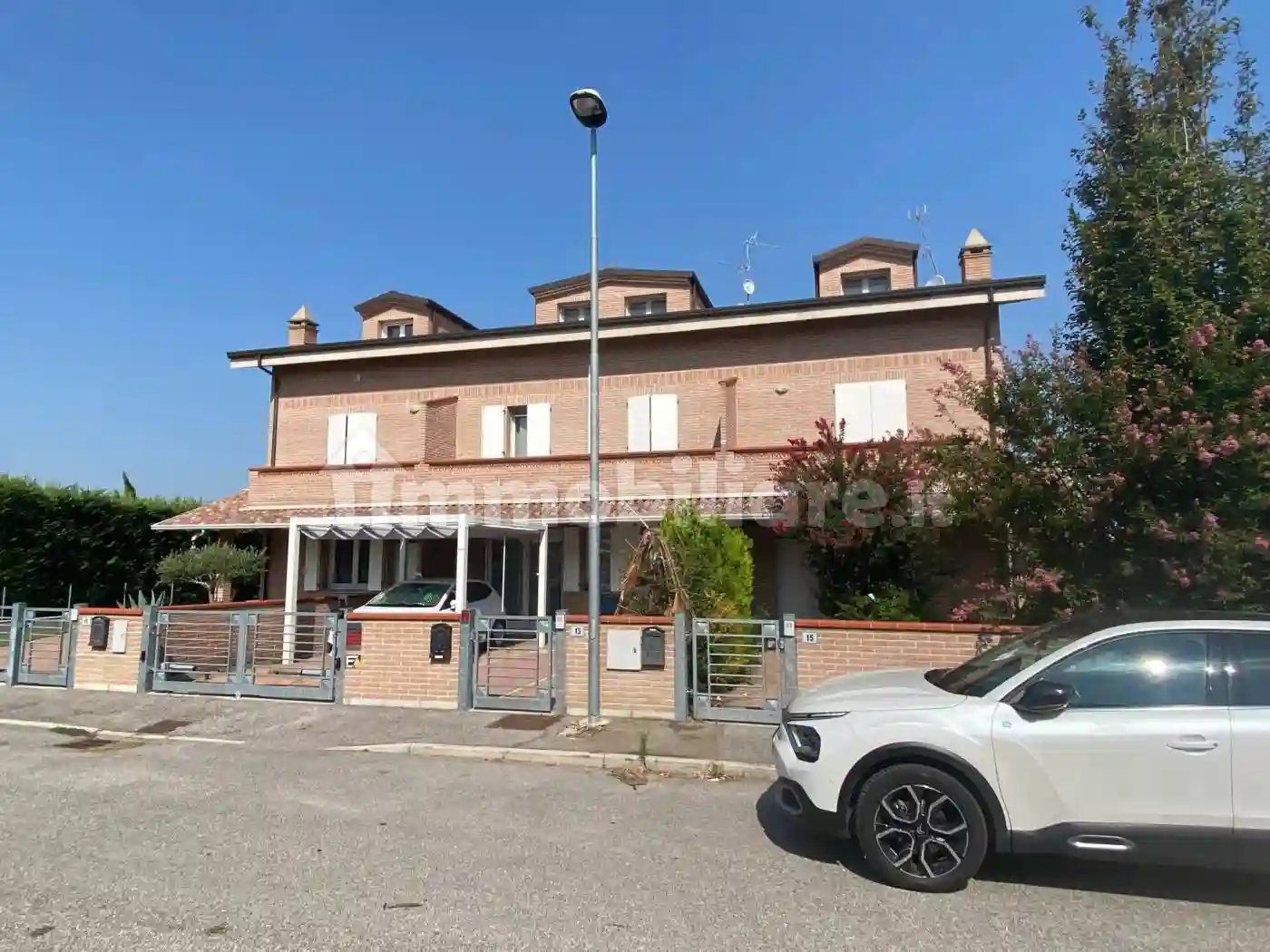 Villetta a schiera - foto 2