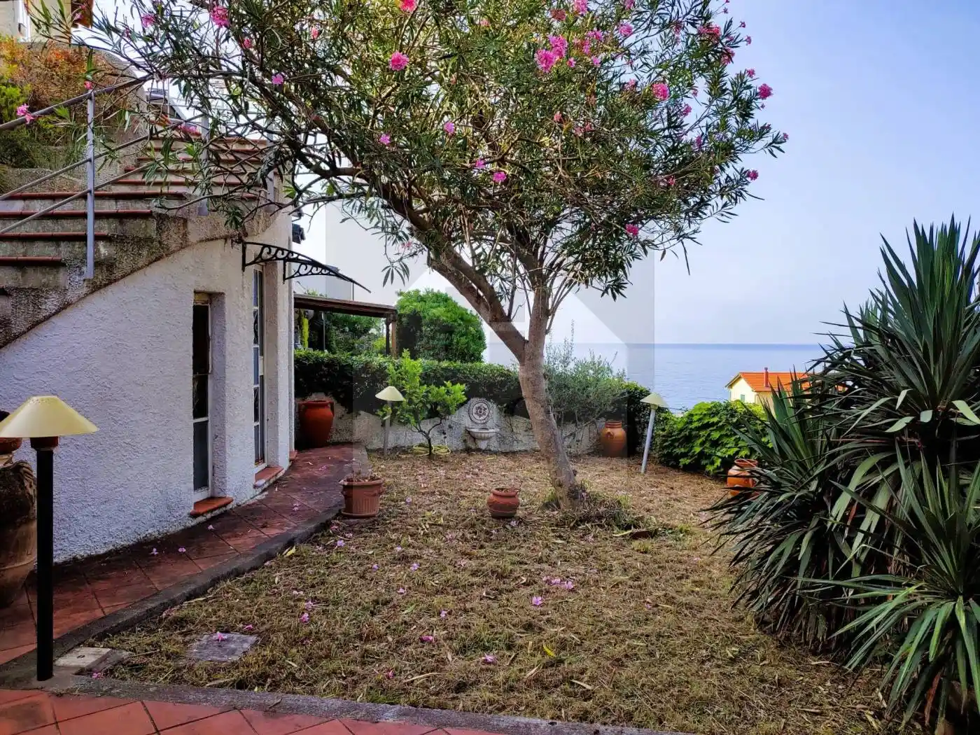Casa indipendente in vendita a Celle Ligure