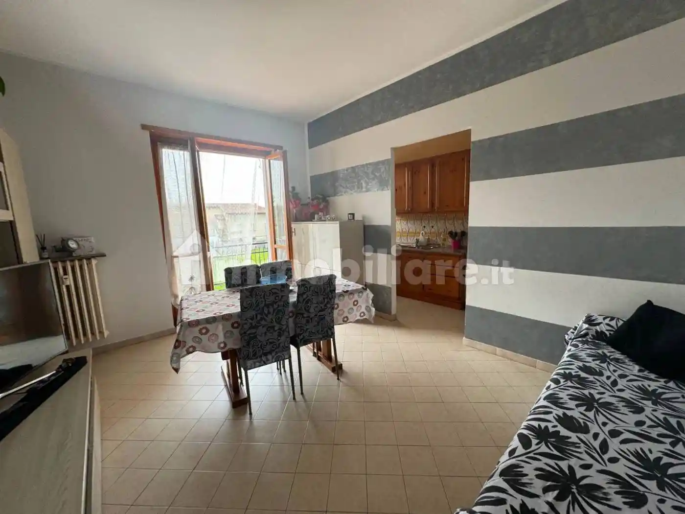 Appartamento in affitto a Piscina
