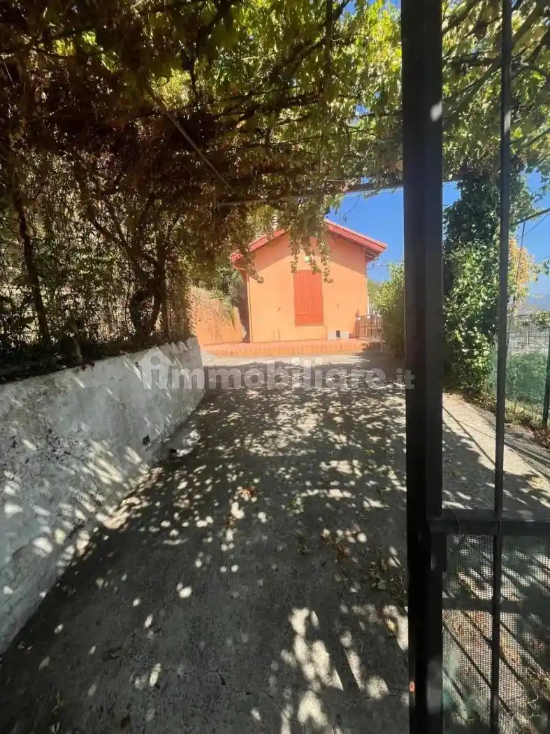 Casa indipendente in vendita a Camporosso